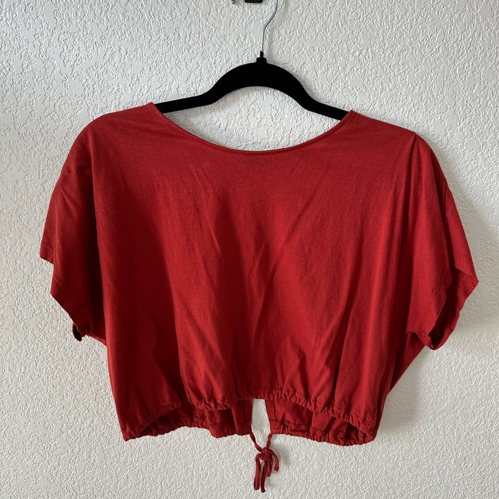 Double Zero Boutique Cropped Top (M)
